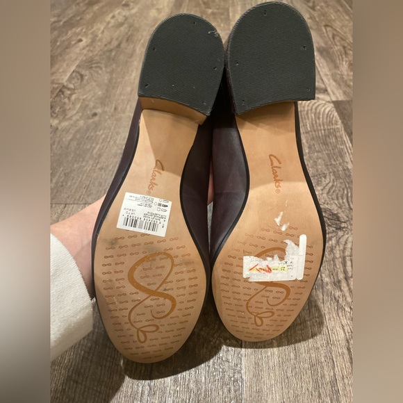 NEW Clarks somerset Women’s shoes round tow snake skin heel leather size 9 1/2 - Picture 2 of 7